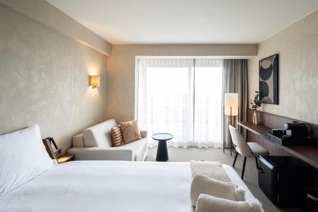 Palace 4*